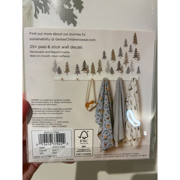 NWT Modern Moments 25-Count Tree Wall Decals - Picture 3 of 3